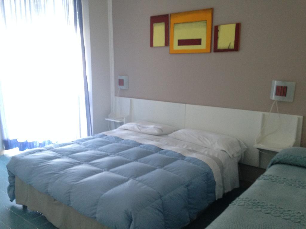 Hotel Anna Terracina Room photo