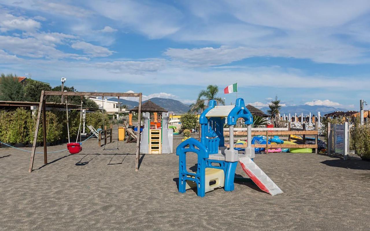 Hotel Anna Terracina Exterior photo